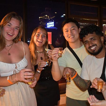 Lakeview Backpackers Hostel & Rooftop Bar Hanoi Exterior foto