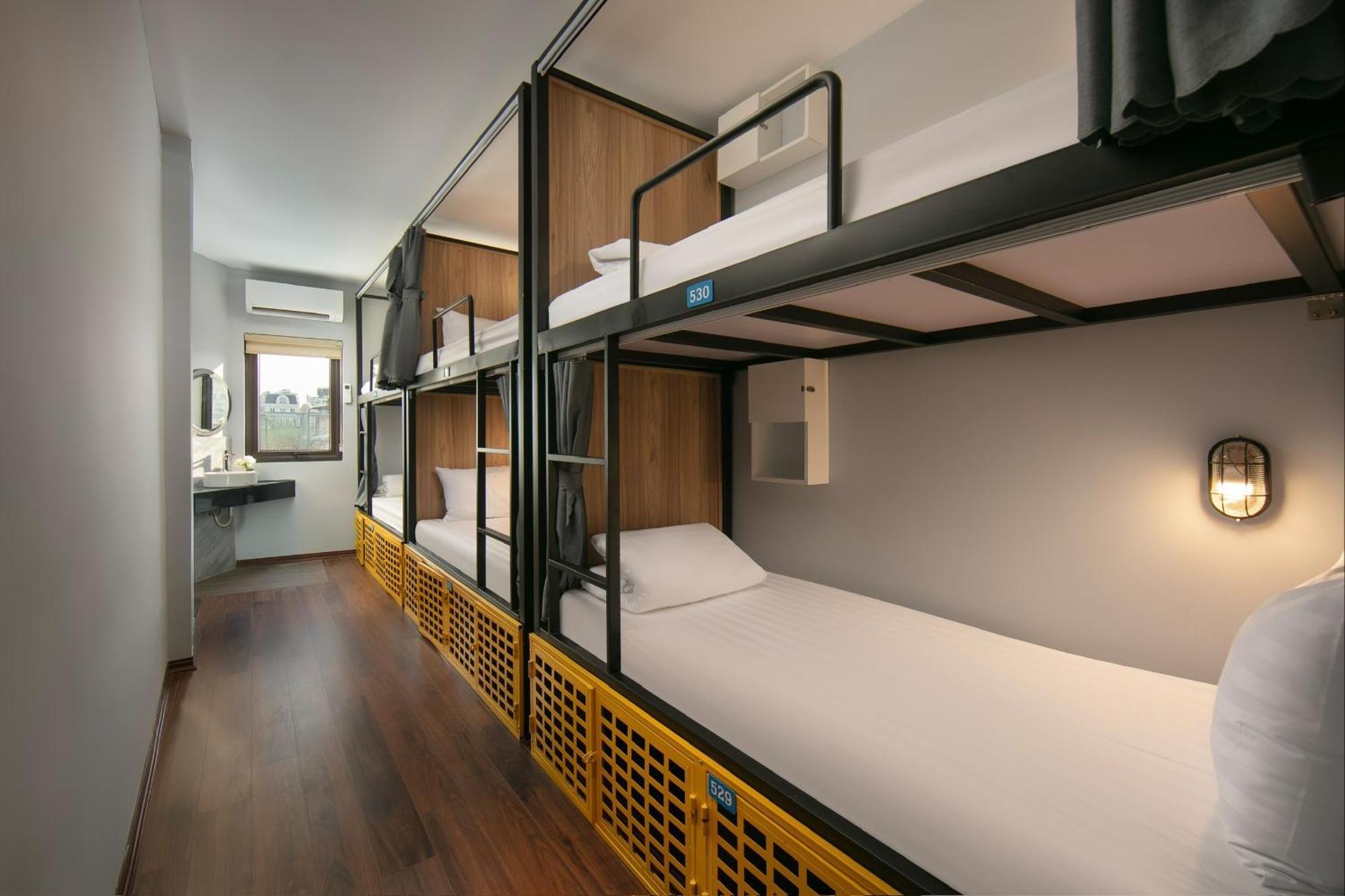Lakeview Backpackers Hostel & Rooftop Bar Hanoi Exterior foto
